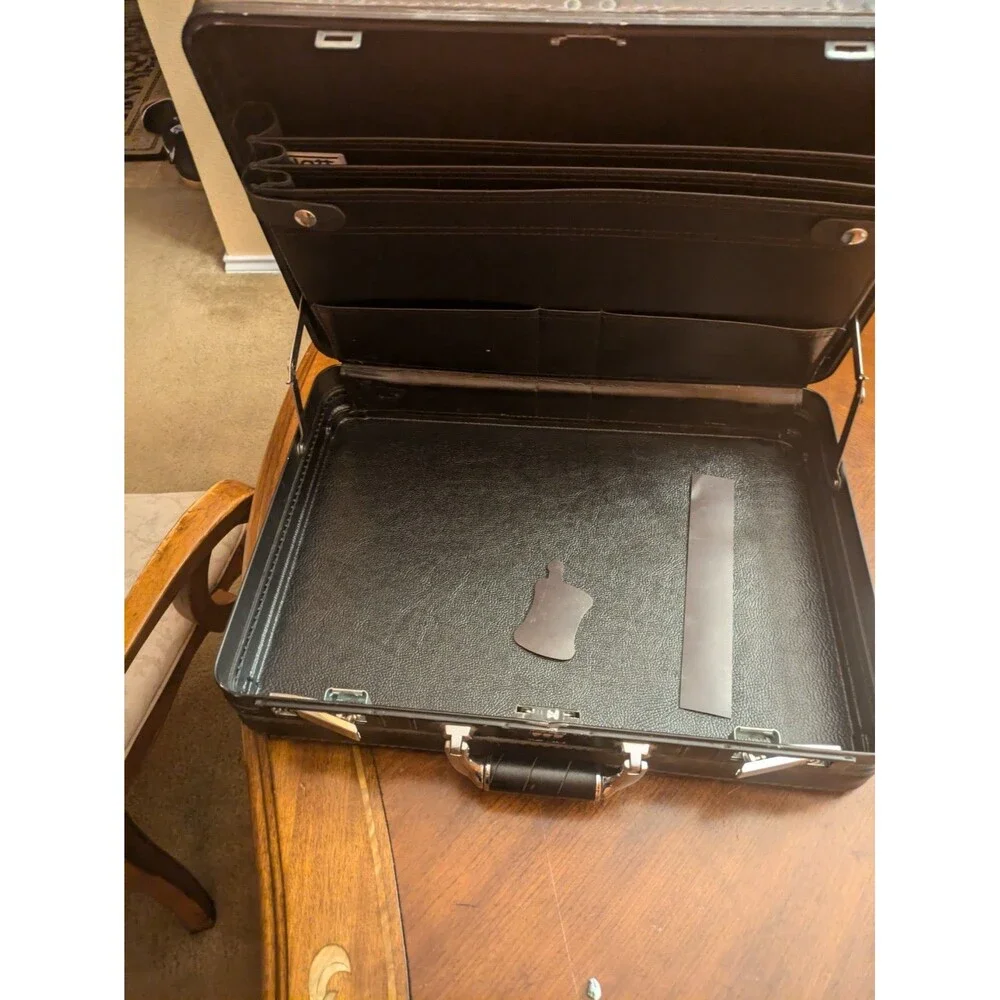 Pratt Professional Cases For Business & Industry BRIEFCASE